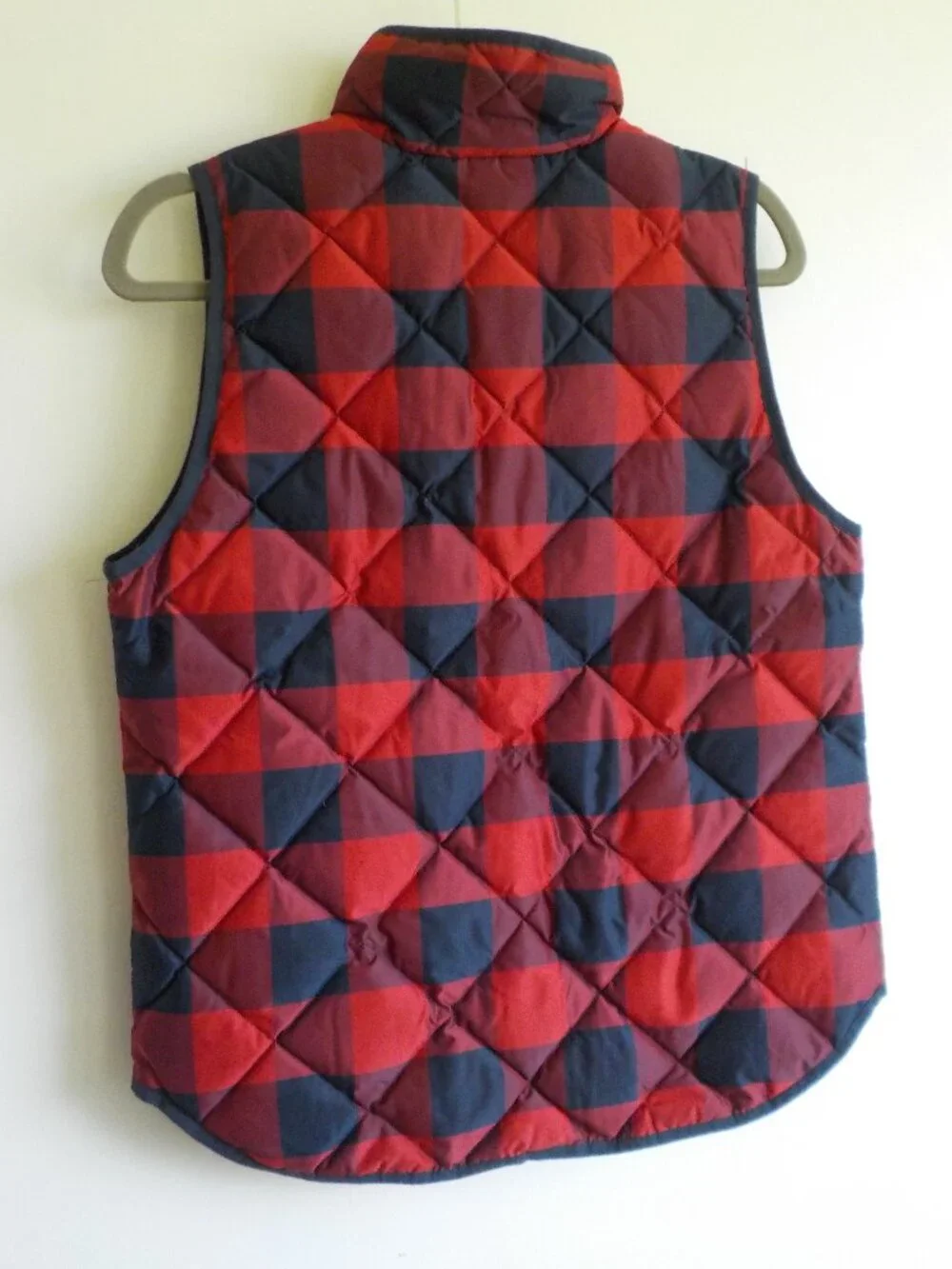 J. Crew Puffer Vest - Small - Red/Blue Plaid Zip Pockets High Collar (2372)